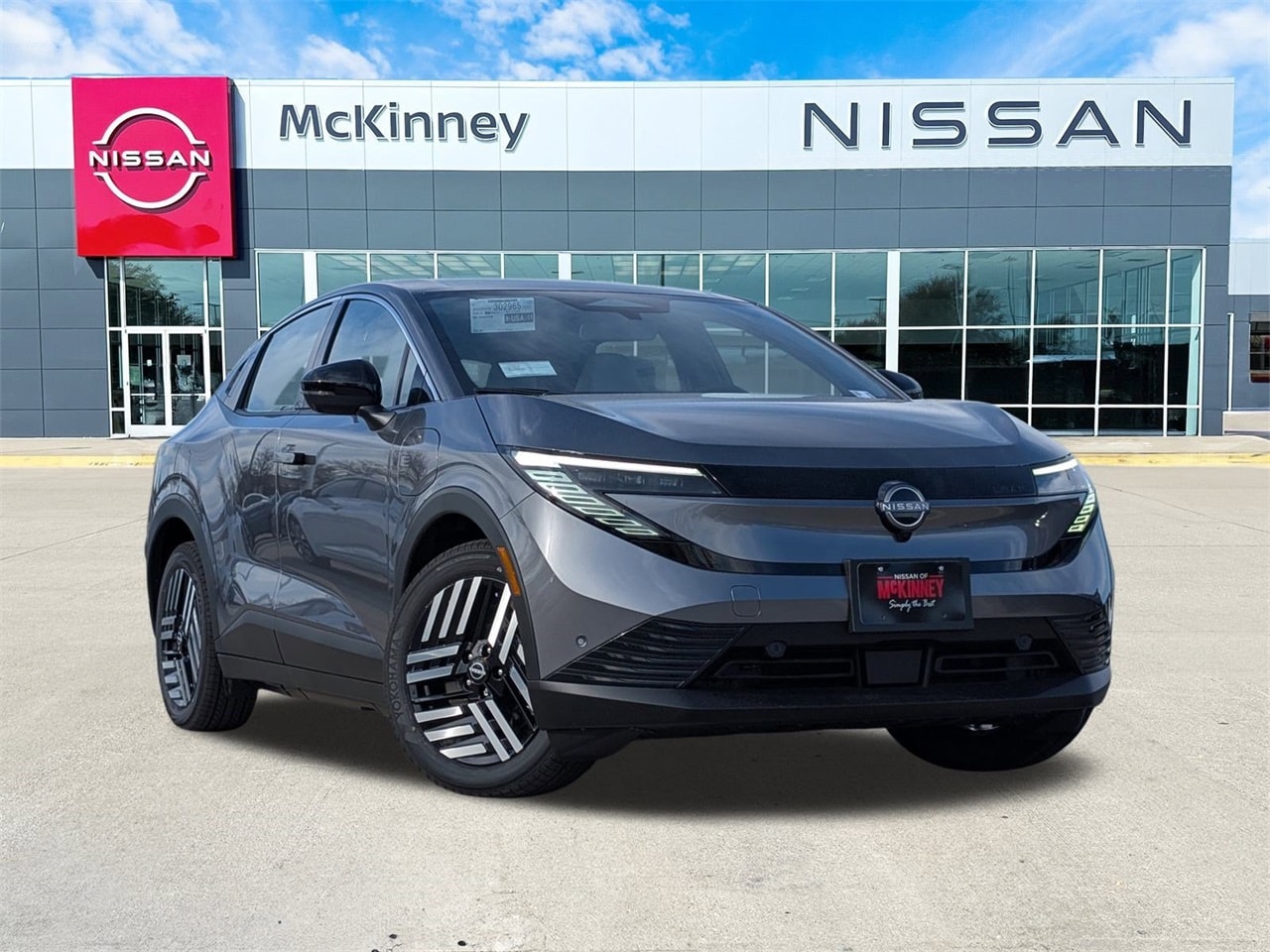 2026 Nissan Leaf SV's photo