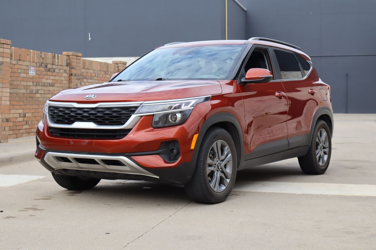 Used 2021 Kia Seltos S with VIN KNDEU2AA8M7216396 for sale in McKinney, TX