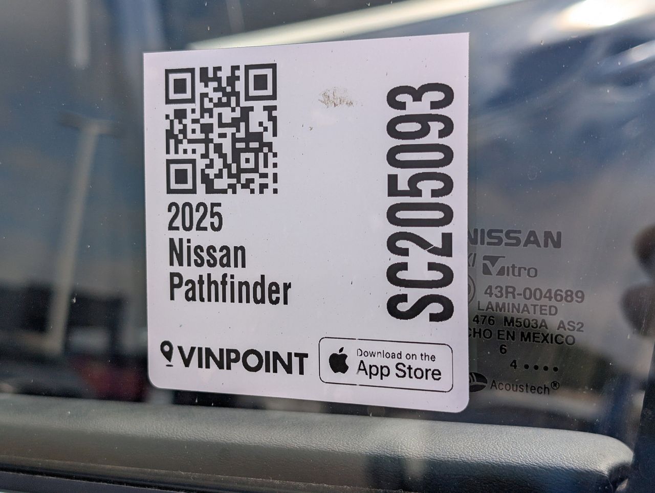 2025 Nissan Pathfinder SV - Photo 29