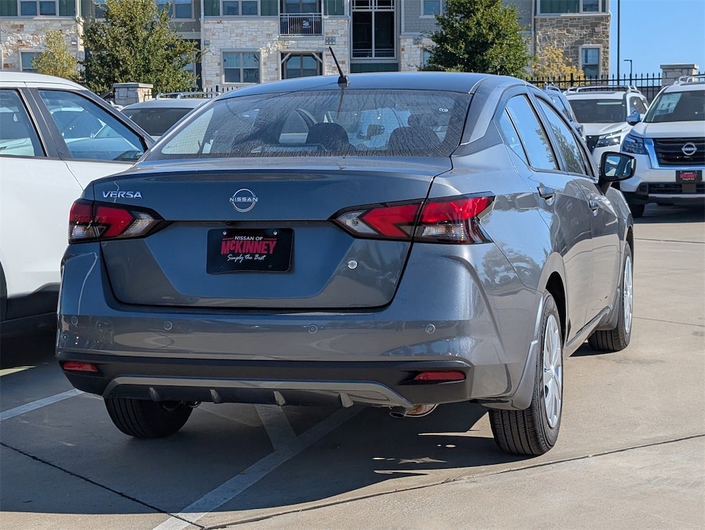 New 2025 Nissan Versa 1.6 S Sedan