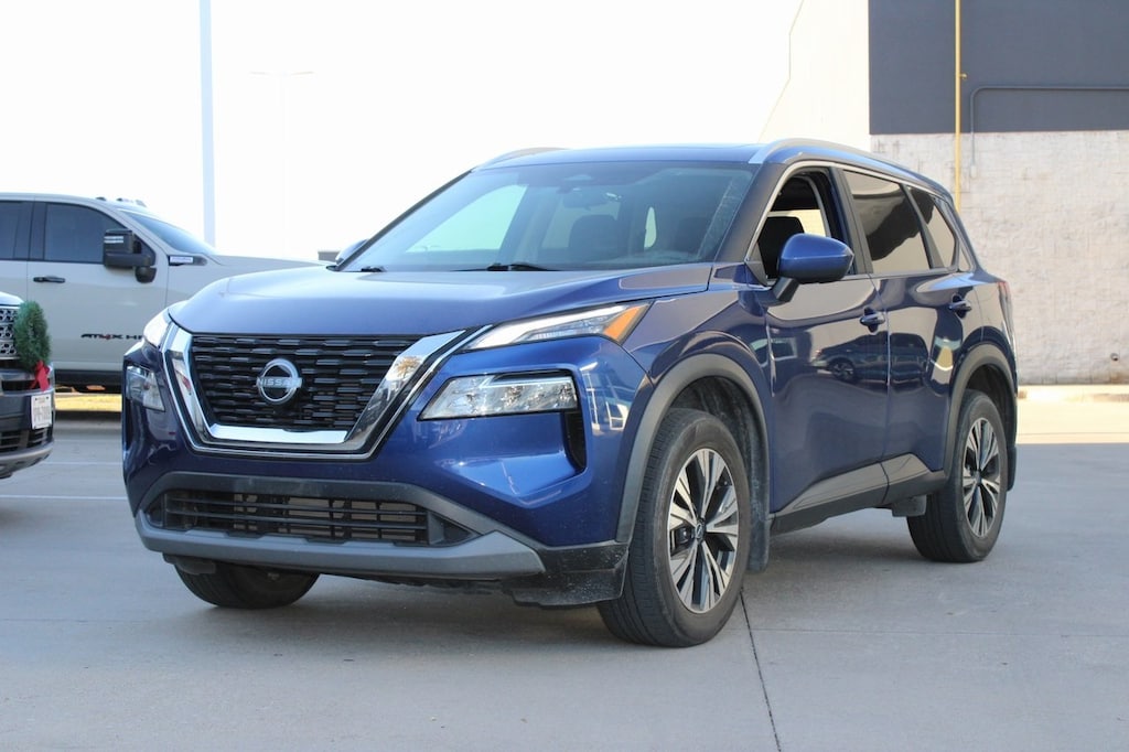 Used 2023 Nissan Rogue SV w/Premiumpkg SUV