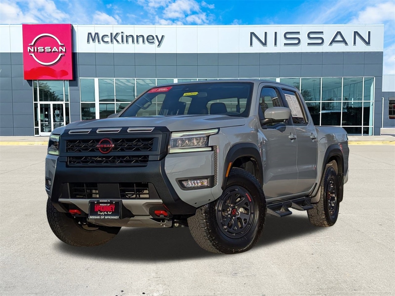 2025 Nissan Frontier PRO-4X's photo