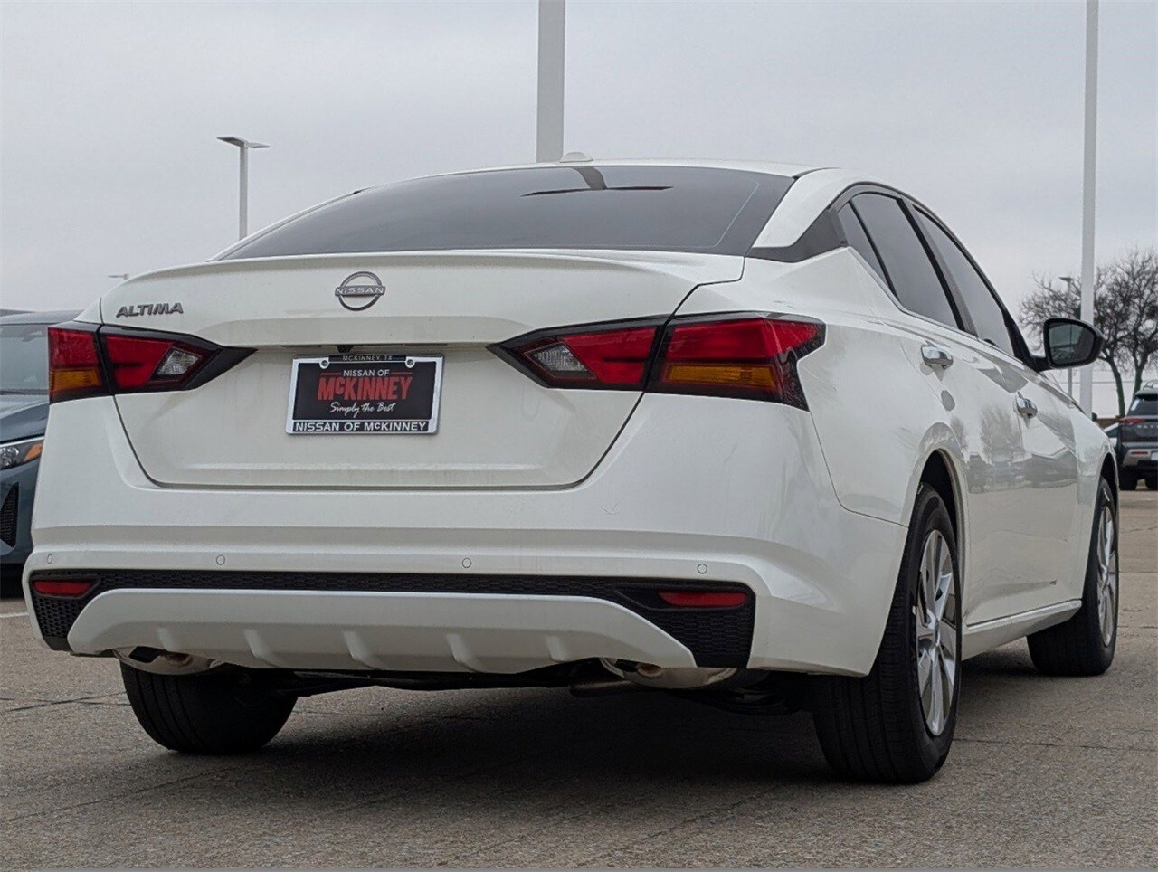 2025 Nissan Altima S photo 3