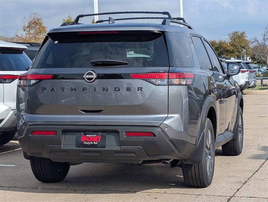 New 2025 Nissan Pathfinder SV SUV