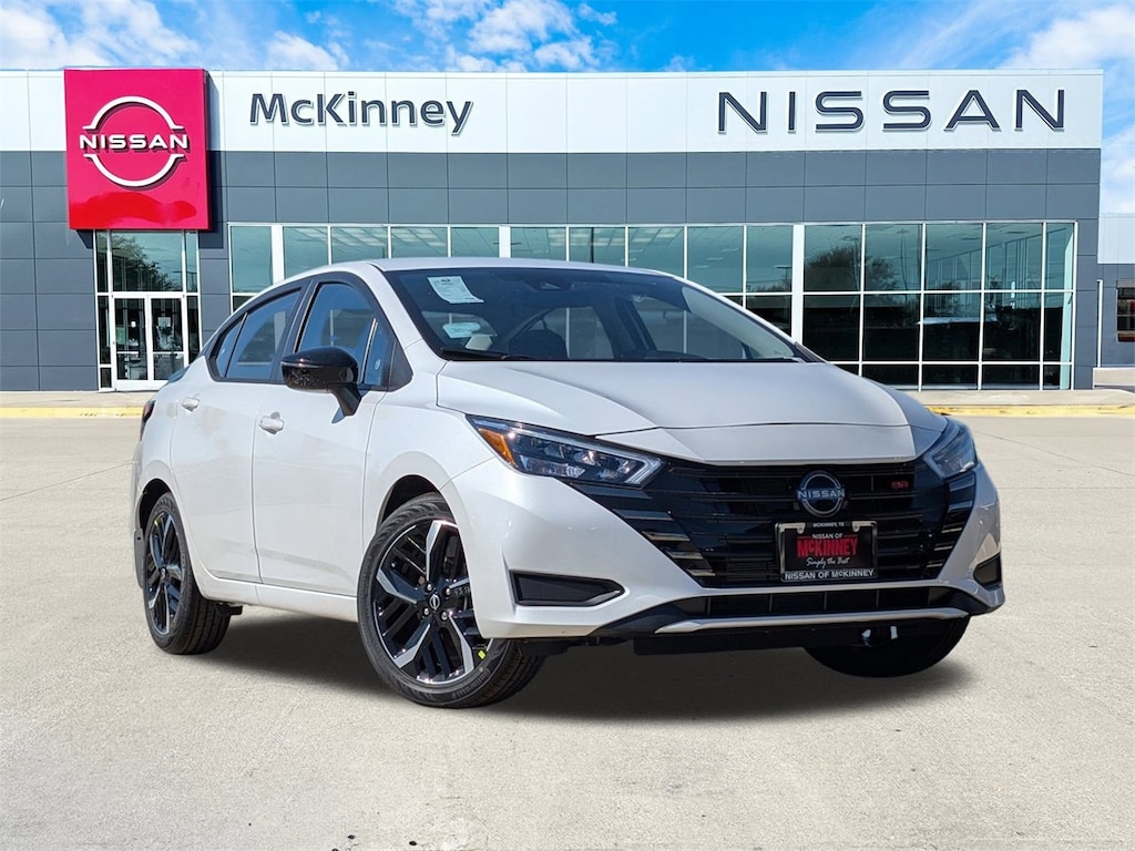 New 2025 Nissan Versa 1.6 SR Sedan