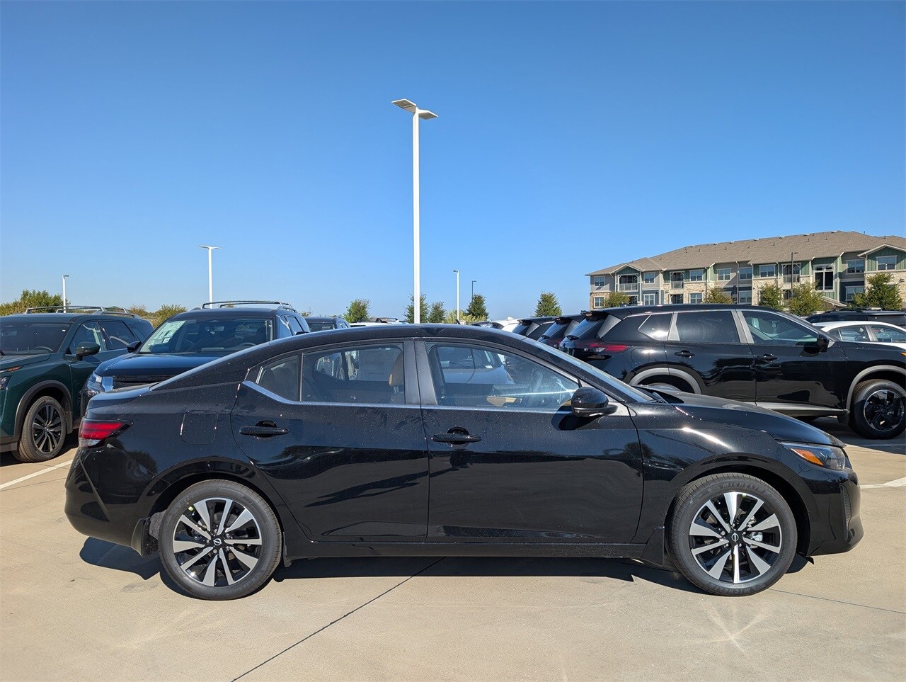 2025 Nissan Sentra SV photo 3