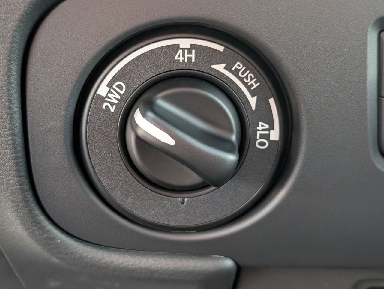 2026 Nissan Frontier PRO-4X - Photo 15