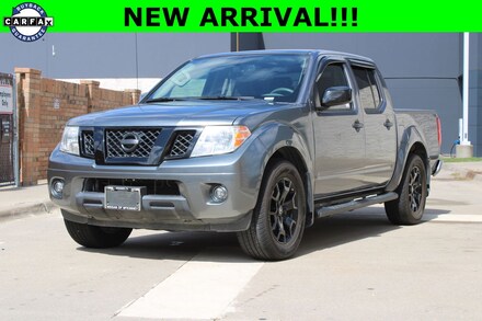2020 Nissan Frontier SV w/Valuetruckpkg/Midnightedition Truck Crew Cab
