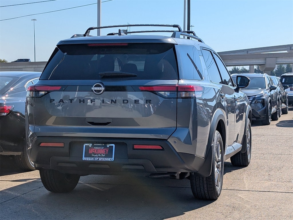 New 2025 Nissan Pathfinder SV SUV