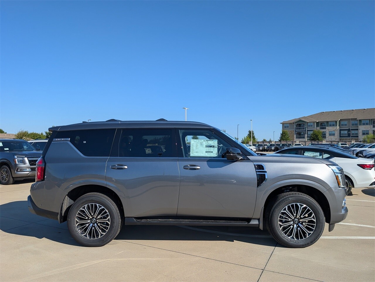 2026 Nissan Armada SL photo 2
