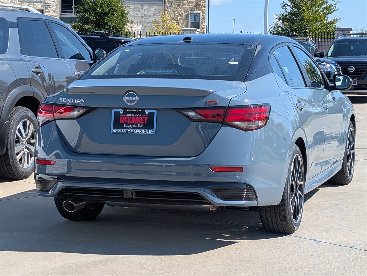 2025 Nissan Sentra SR photo 4