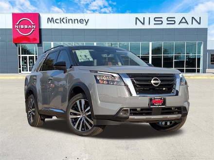 2025 Nissan Pathfinder Platinum SUV