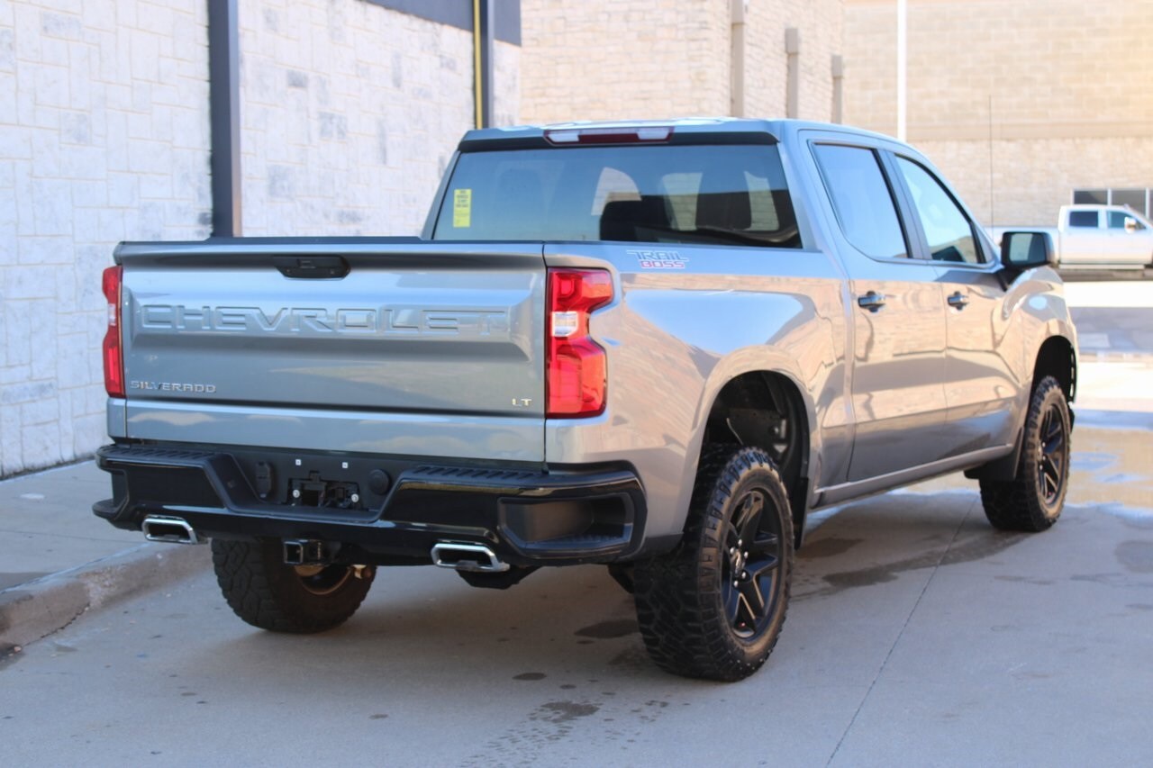 2020 Chevrolet Silverado 1500 LT Trail Boss photo 3