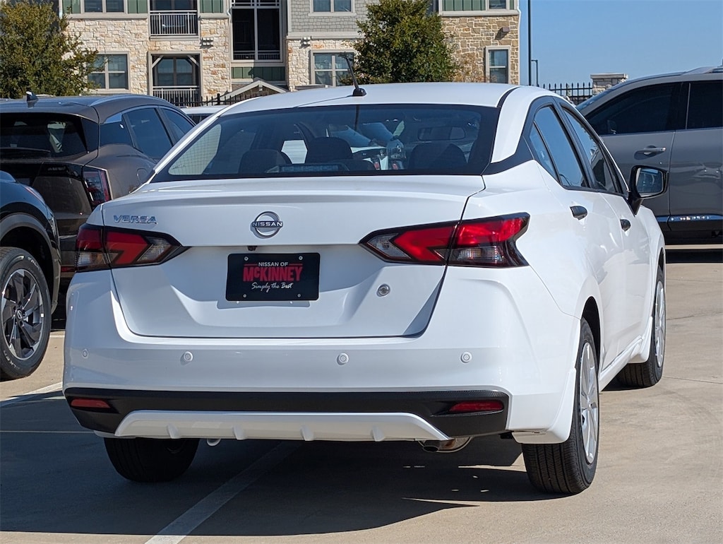 New 2025 Nissan Versa 1.6 S Sedan
