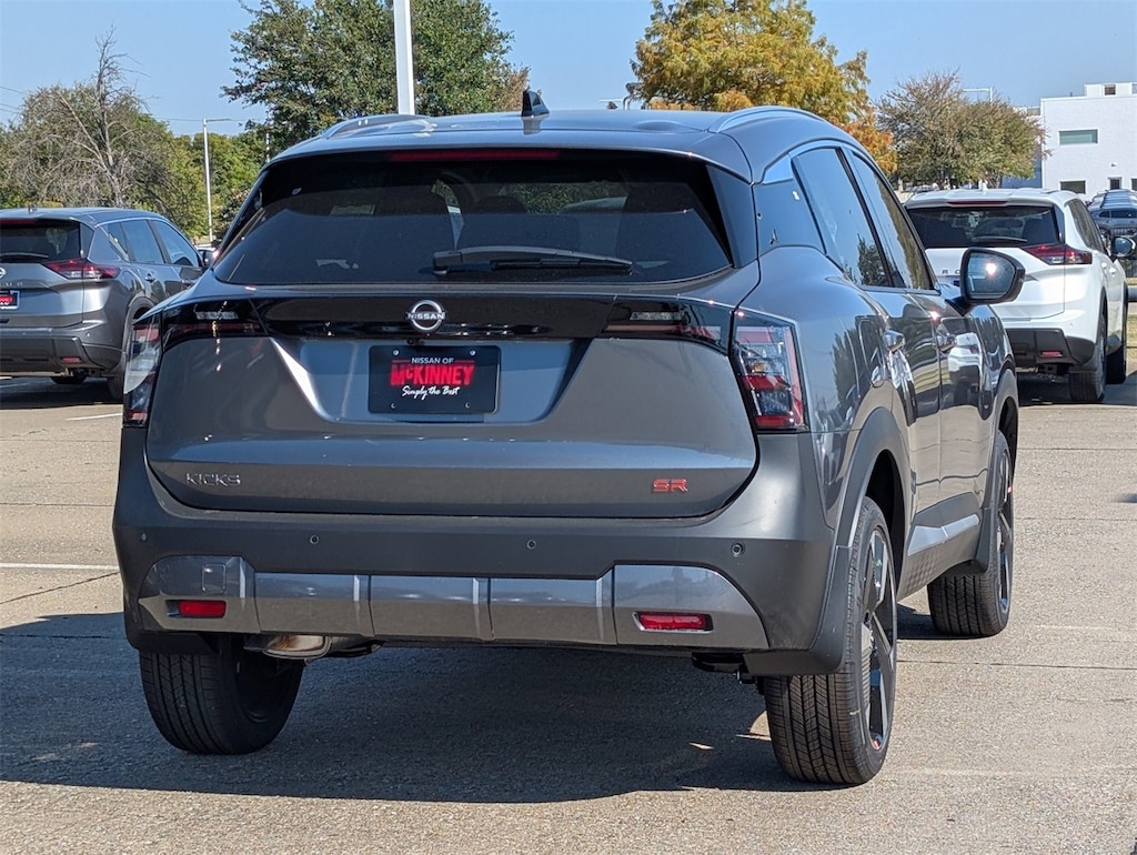 New 2026 Nissan Kicks SR SUV