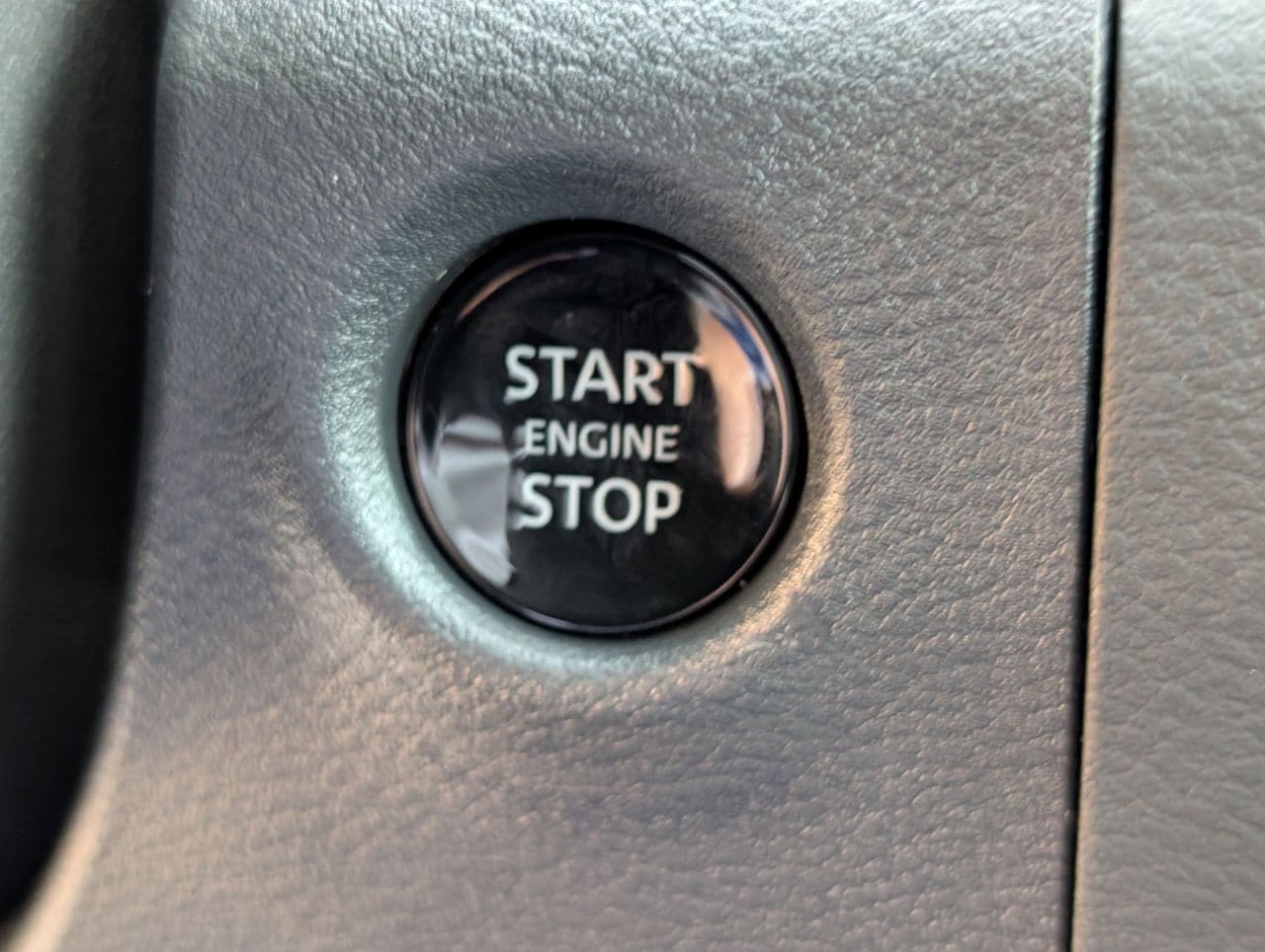 2026 Nissan Frontier SV - Photo 16