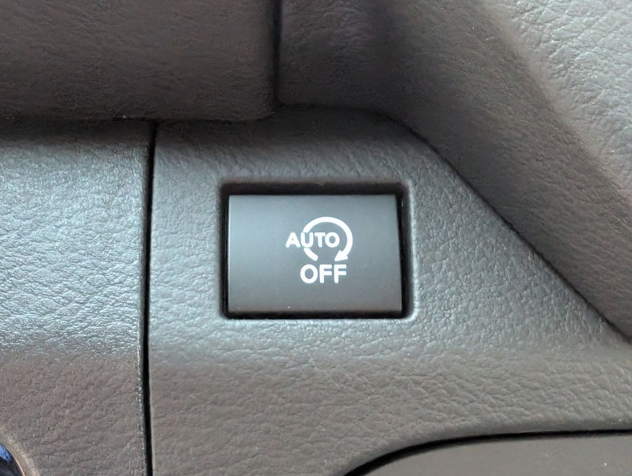 2026 Nissan Frontier SV - Photo 18