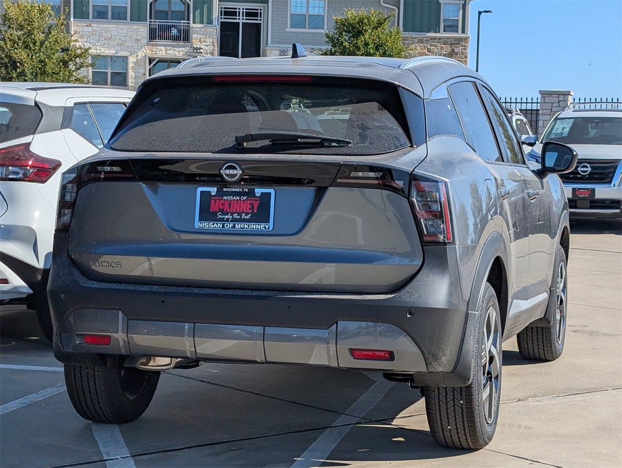 2026 Nissan Kicks SV photo 3