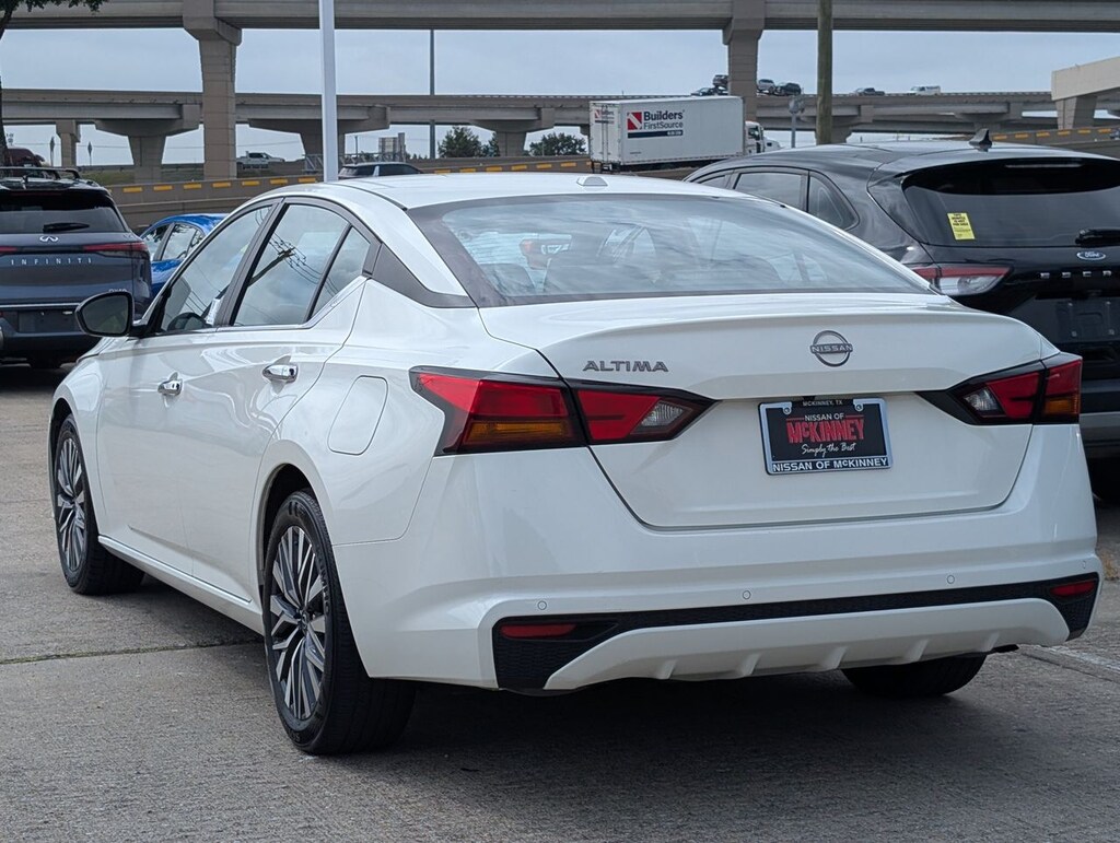 Used 2025 Nissan Altima 2.5 SV Sedan