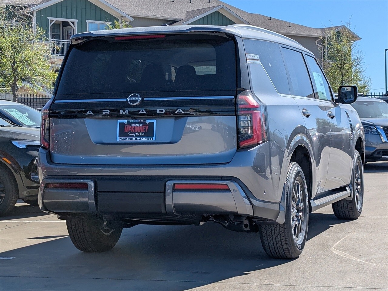 2025 Nissan Armada SV photo 4