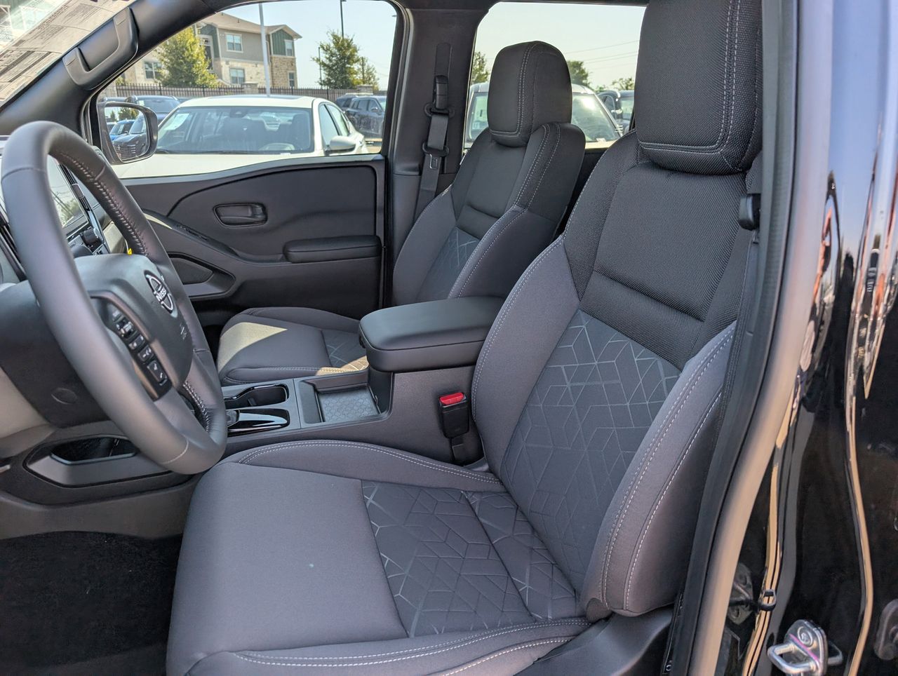 2026 Nissan Frontier SV - Photo 18