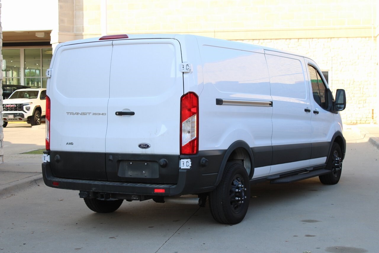 2024 Ford Transit photo 3
