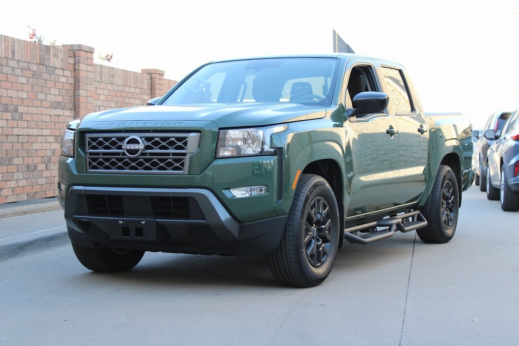Used 2023 Nissan Frontier SV w/Convp/Techp/Fenderaudiop Truck Crew Cab