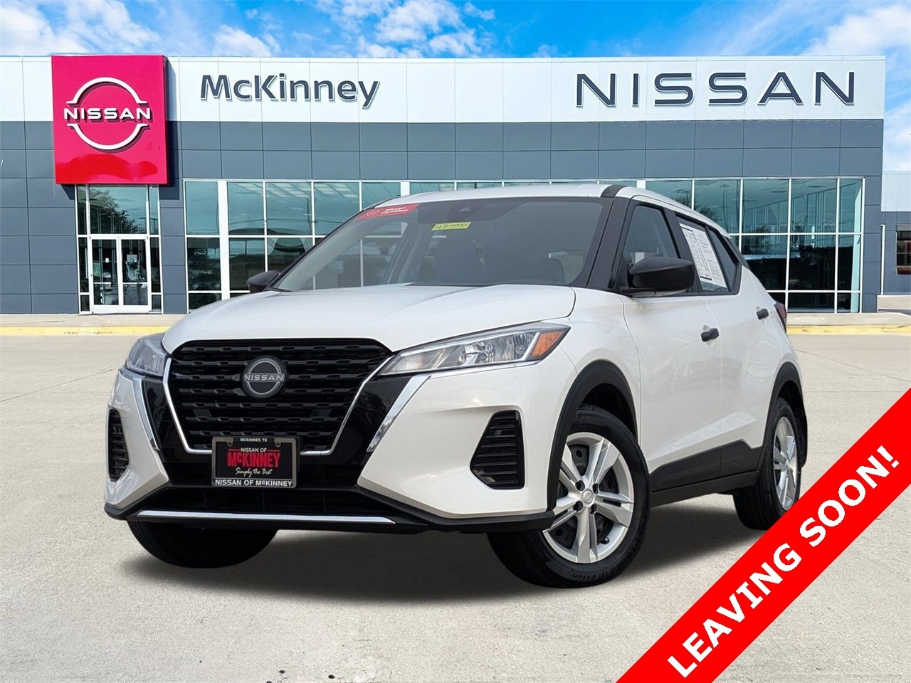 2025 Nissan KICKS PLAY Base