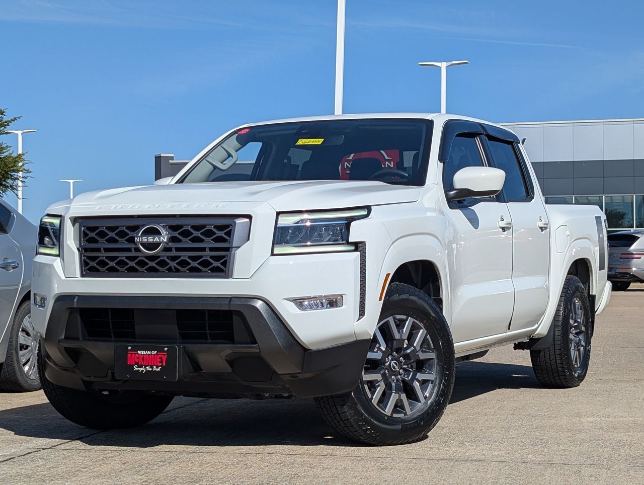 Glacier White 2024 Nissan Frontier Pickup Truck 4X2 Automatic