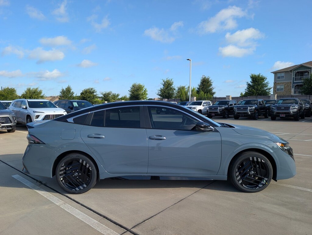New 2026 Nissan Sentra SR Sedan
