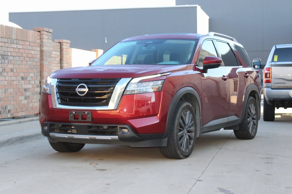 Used 2022 Nissan Pathfinder SL w/Nav/Premiumpkg SUV