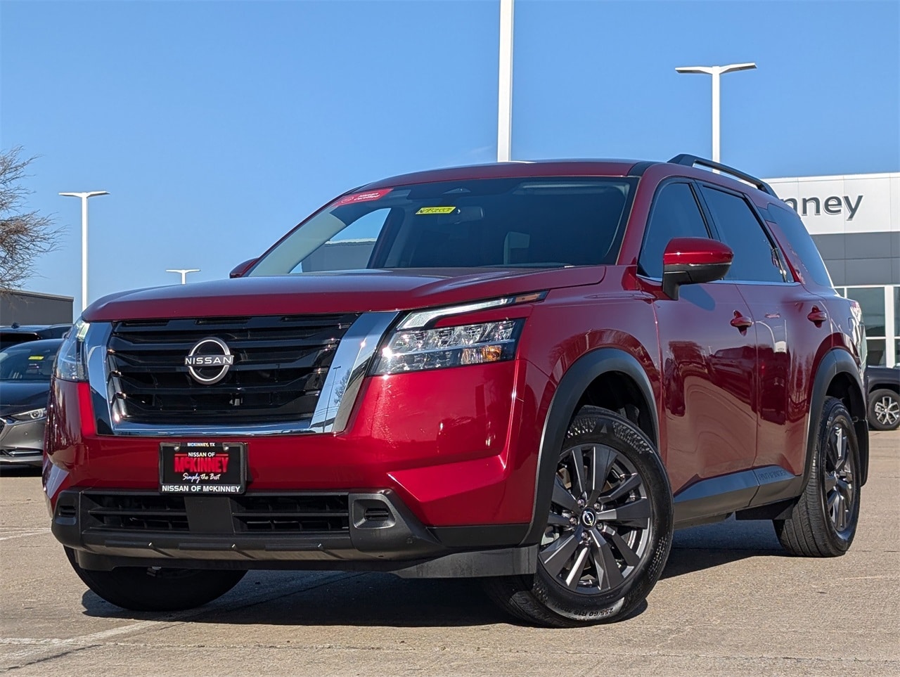 2022 Nissan Pathfinder SV FWD