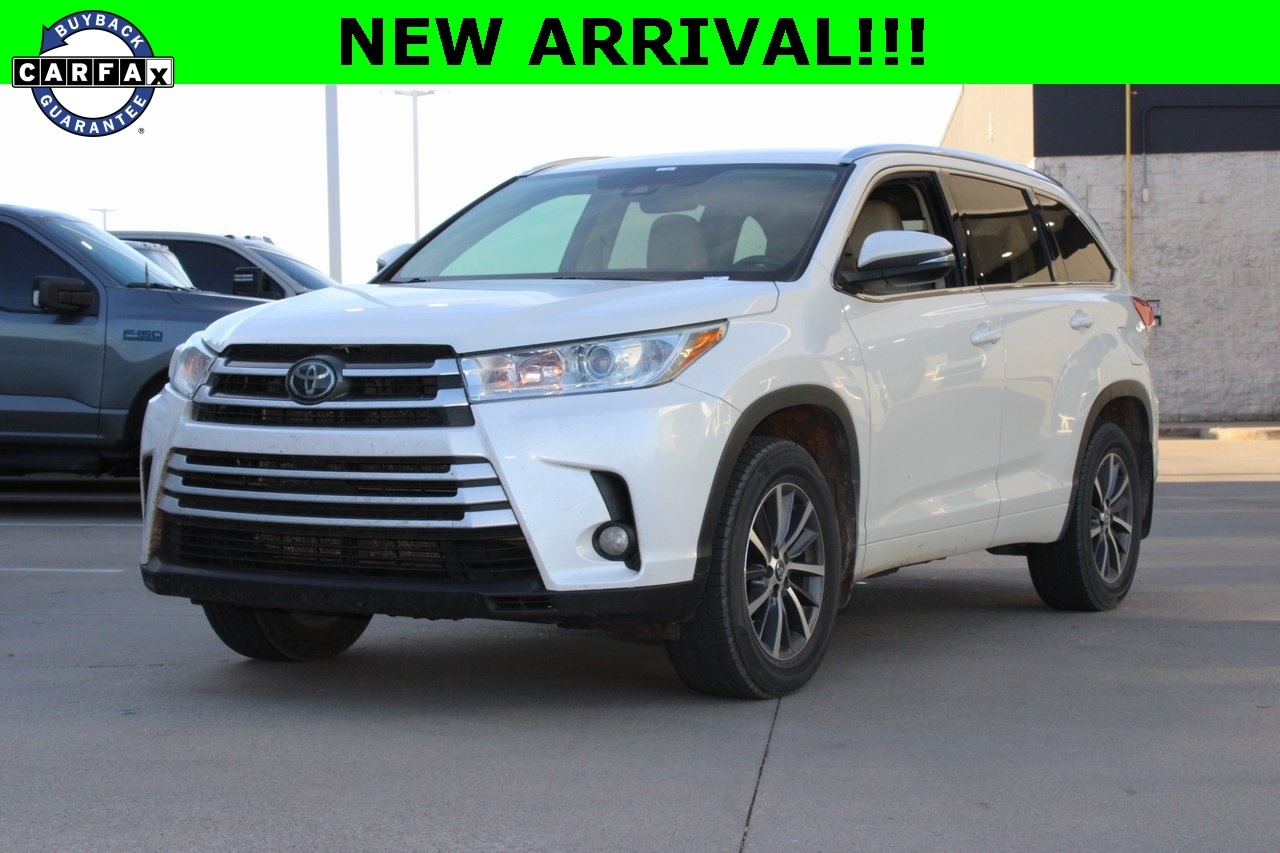 2018 Toyota Highlander XLE's photo