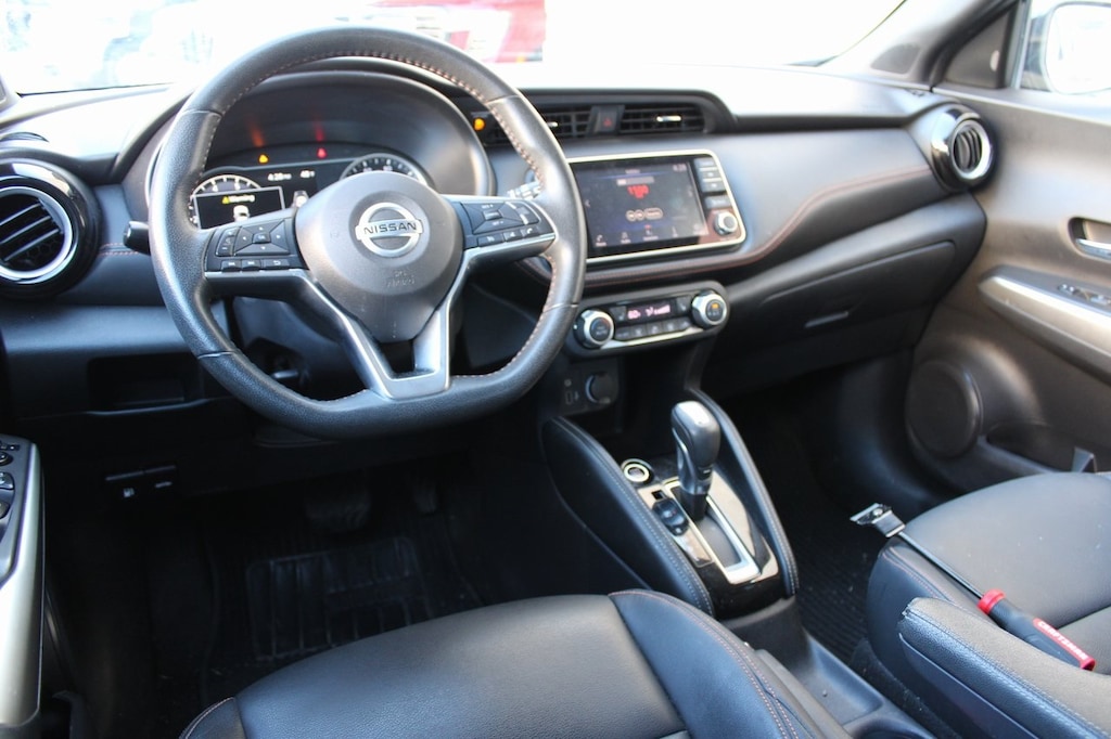 Used 2020 Nissan Kicks SR w/Premiumpkg SUV