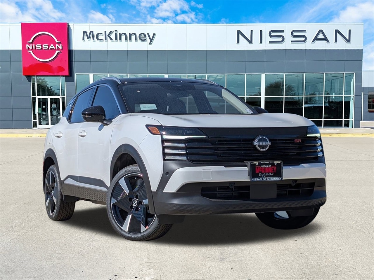 2026 Nissan KICKS SR's photo