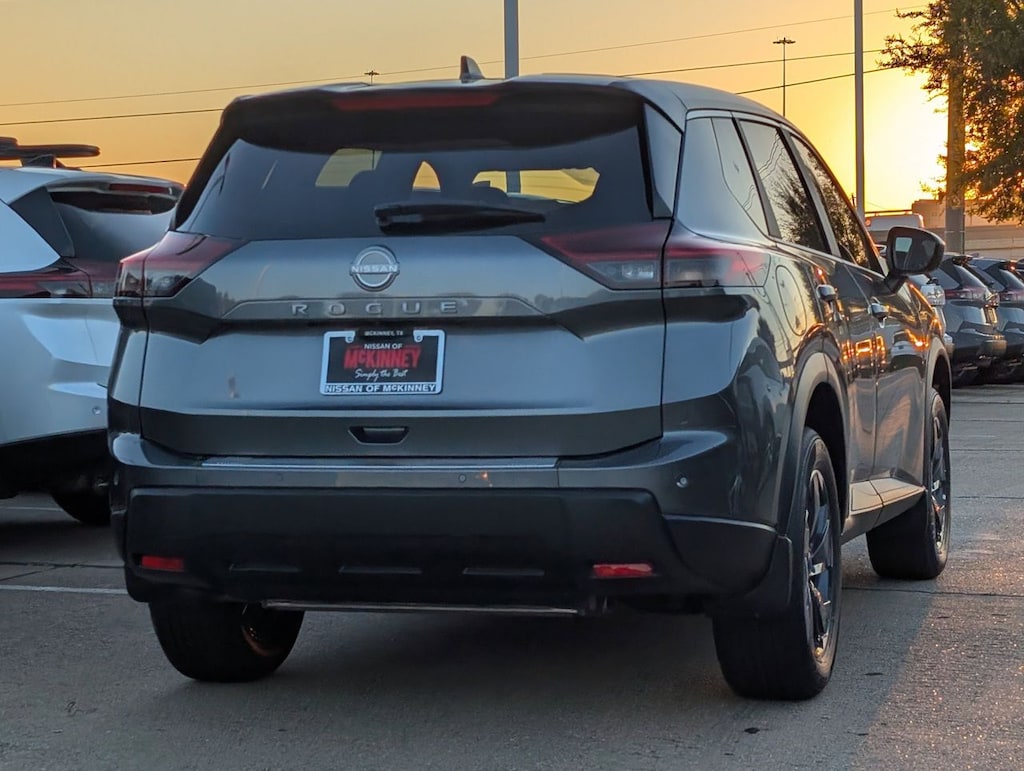 New 2026 Nissan Rogue SV SUV