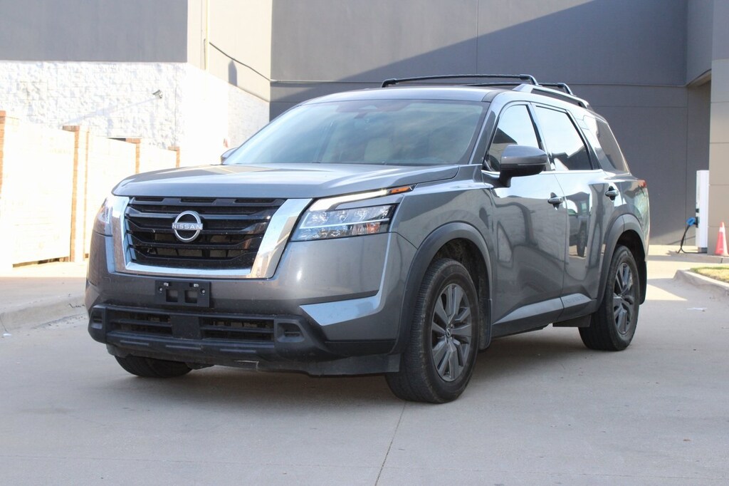 Used 2022 Nissan Pathfinder SV SUV