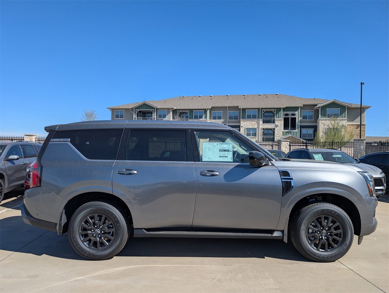 2025 Nissan Armada SV photo 3