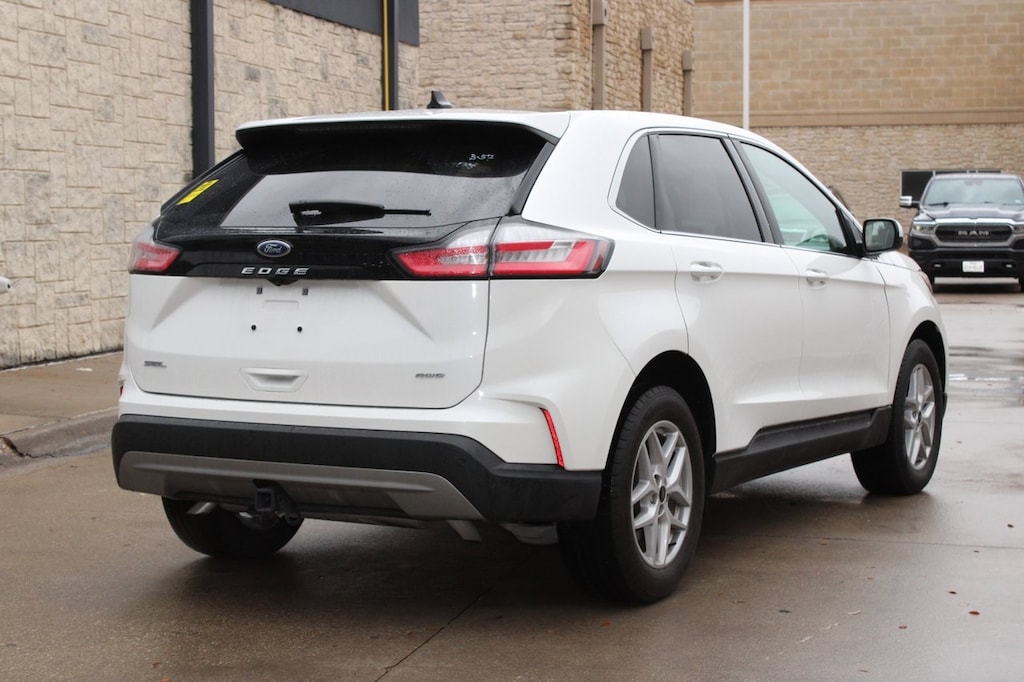Used 2024 Ford Edge SEL w/201A/Convpkg SUV