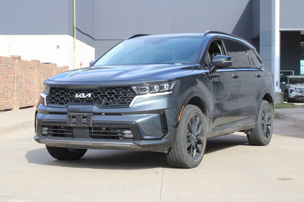 Used 2023 Kia Sorento SX w/Nav SUV