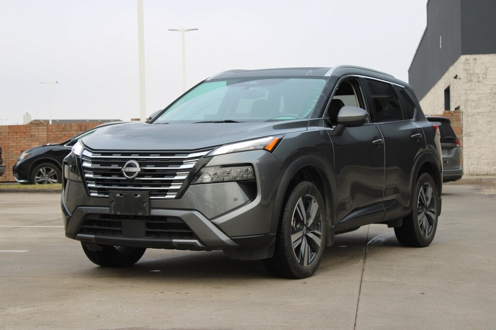 Used 2024 Nissan Rogue SL w/Premiumpkg SUV