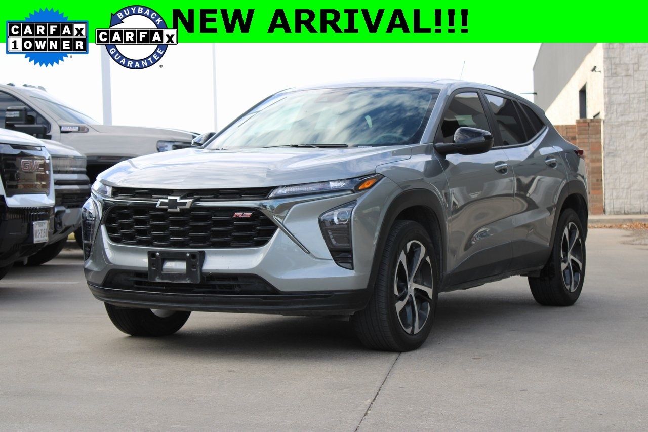 2024 Chevrolet Trax RS's photo