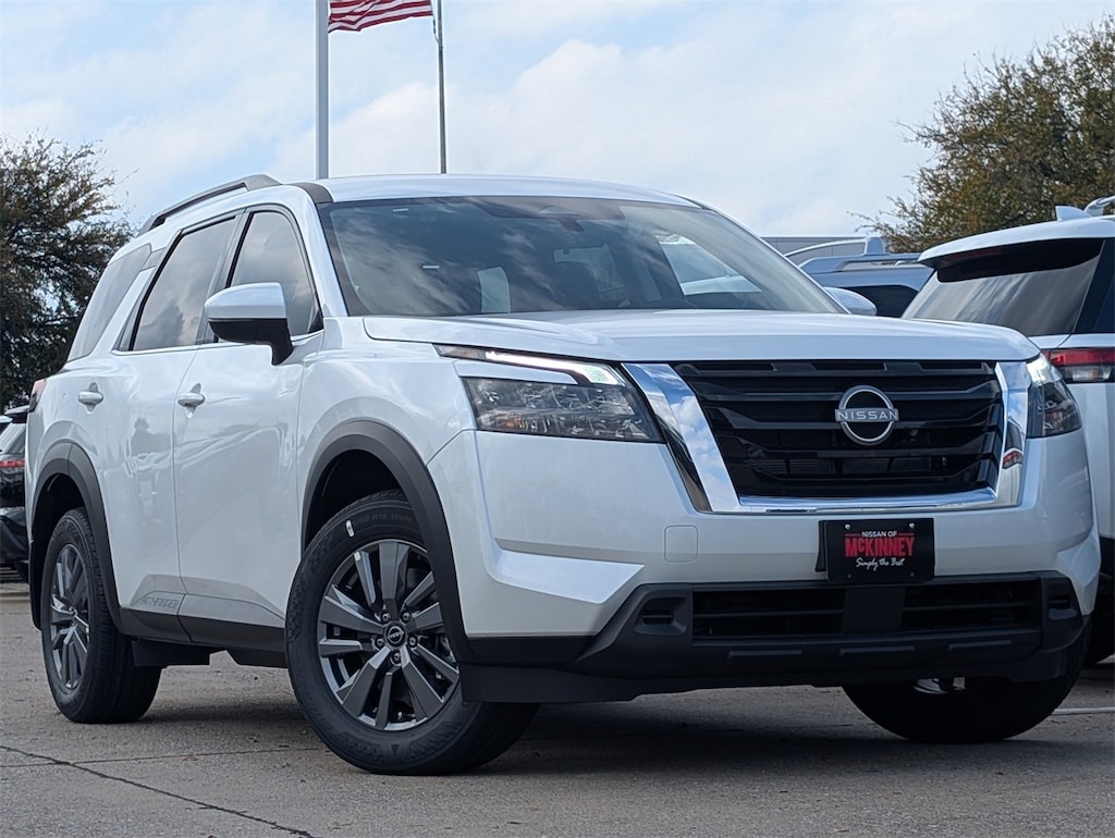 New 2025 Nissan Pathfinder SV SUV