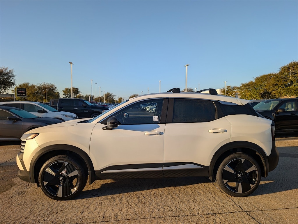 Certified 2026 Nissan Kicks SR Premiuim w/Coldweatherpkg SUV
