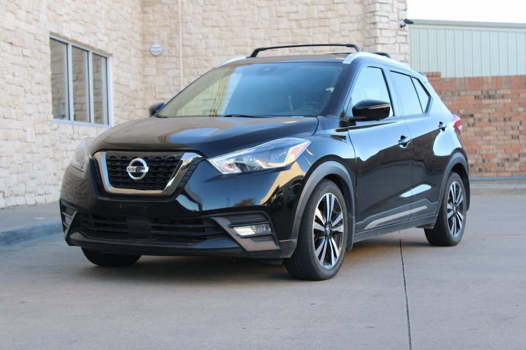 Used 2020 Nissan Kicks SR w/Premiumpkg SUV