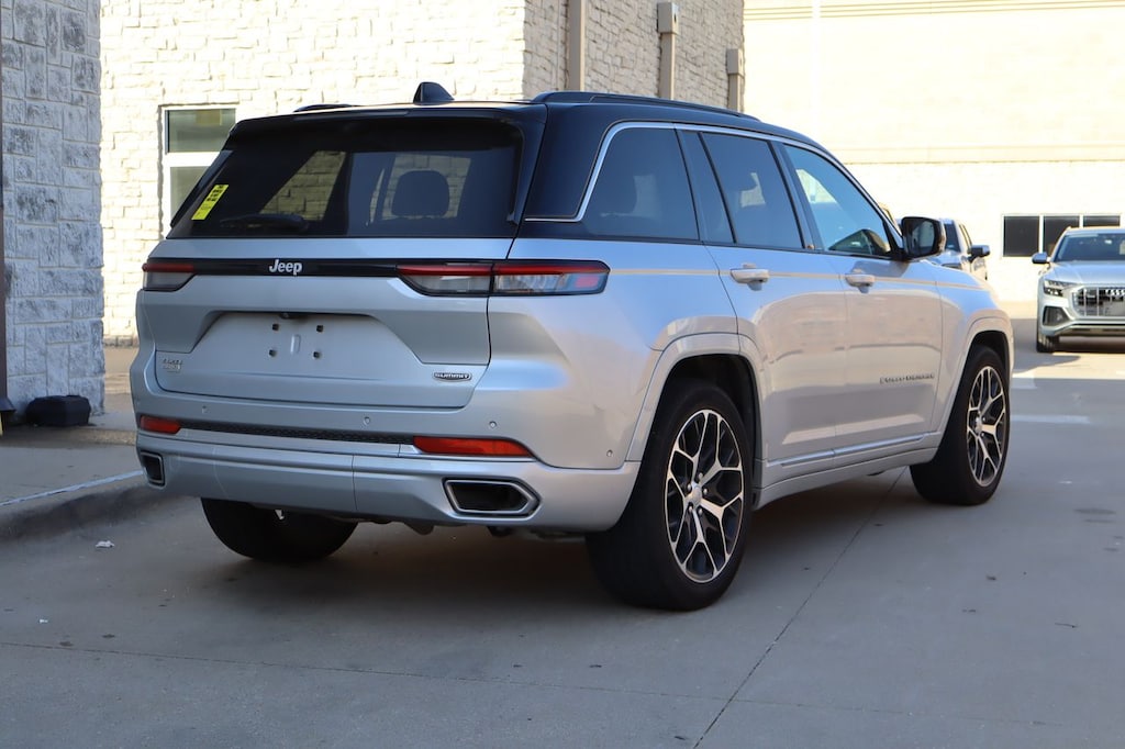 Used 2025 Jeep Grand Cherokee Summit Reserve w/Nav/Advprotechgrp4 SUV