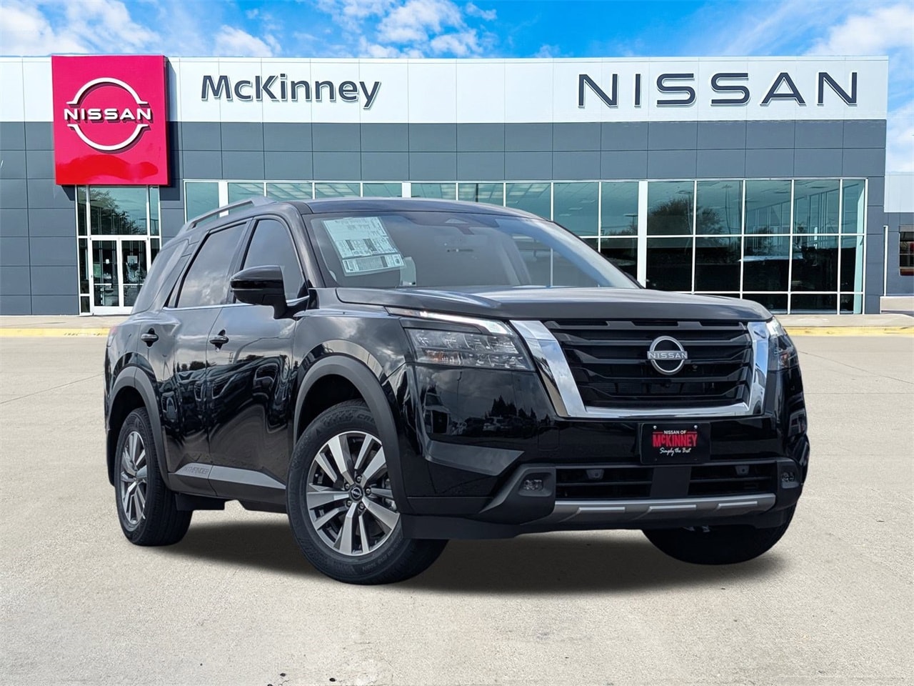 2025 Nissan Pathfinder SL's photo