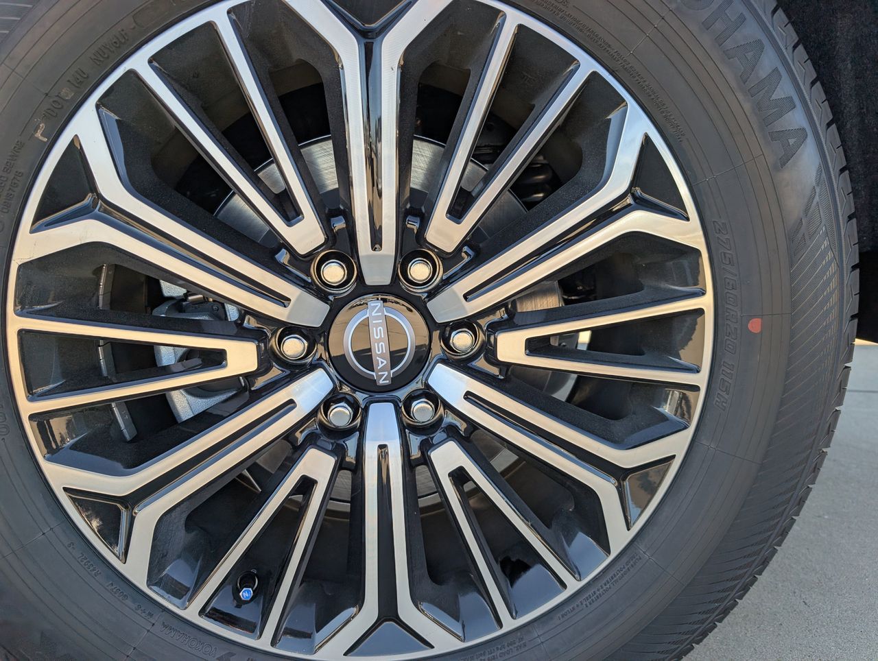 2026 Nissan Armada SL - Photo 6