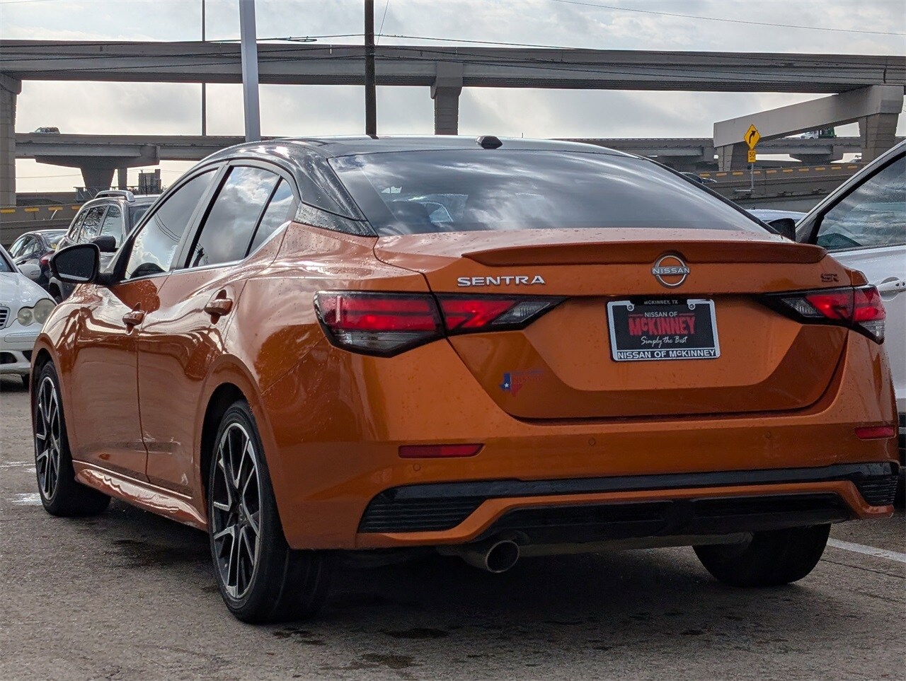2024 Nissan Sentra SR photo 3