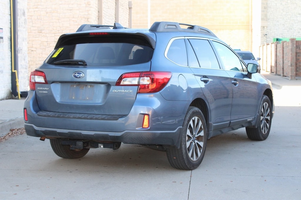 Used 2016 Subaru Outback 2.5i Limited SUV